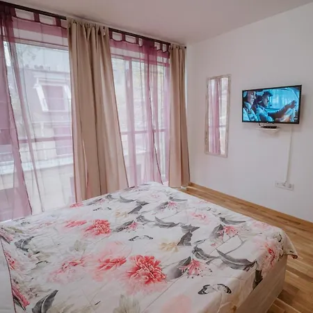 Bella's Sea Apartment-beach, Sea Garden ,old Town, Free Parking, Free Evcharging Station * Varna
