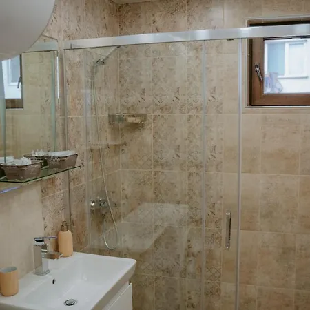 Bella's Sea Apartment-beach, Sea Garden ,old Town, Free Parking, Free Evcharging Station * Varna